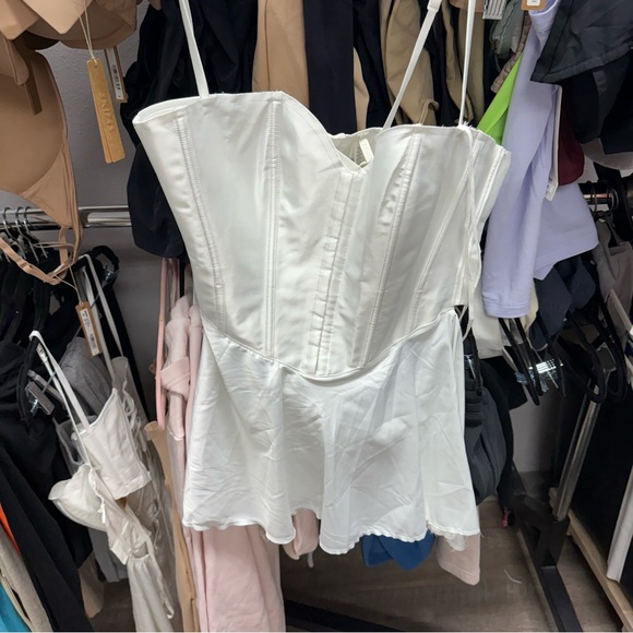 SKIMS skims woven shine corset dress ivory - Picture 8 of 11